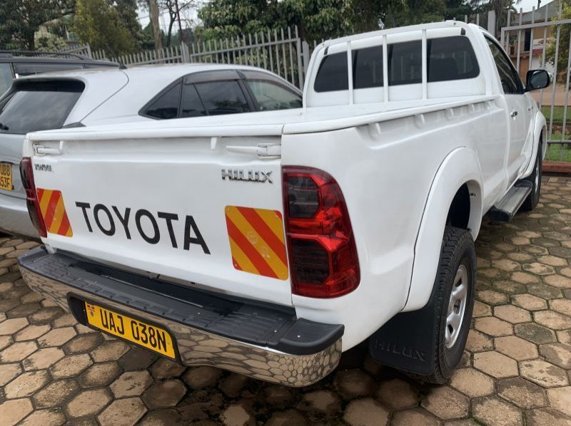 2008 Toyota Hilux pictures
