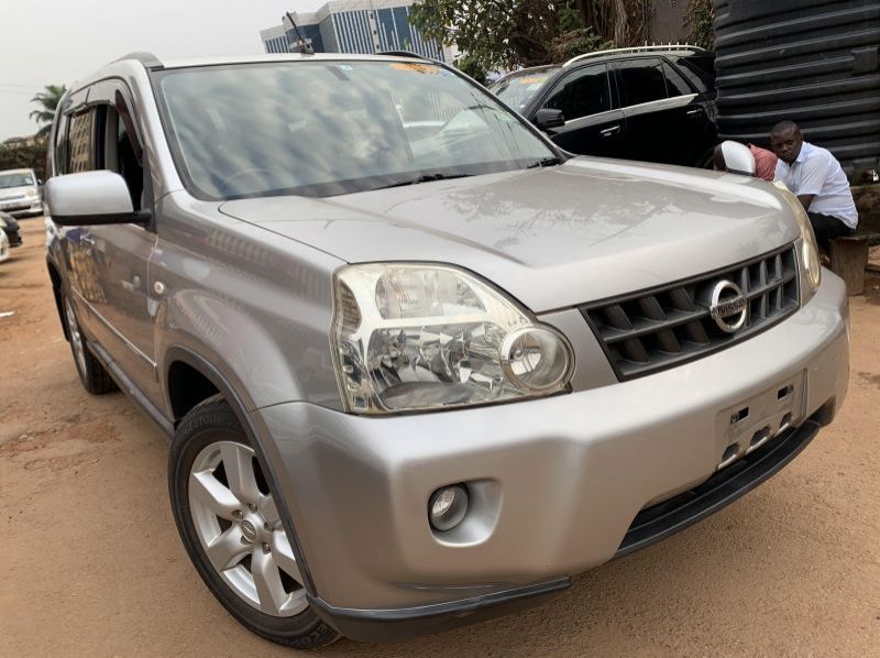 2009 Nissan x-trail pictures
