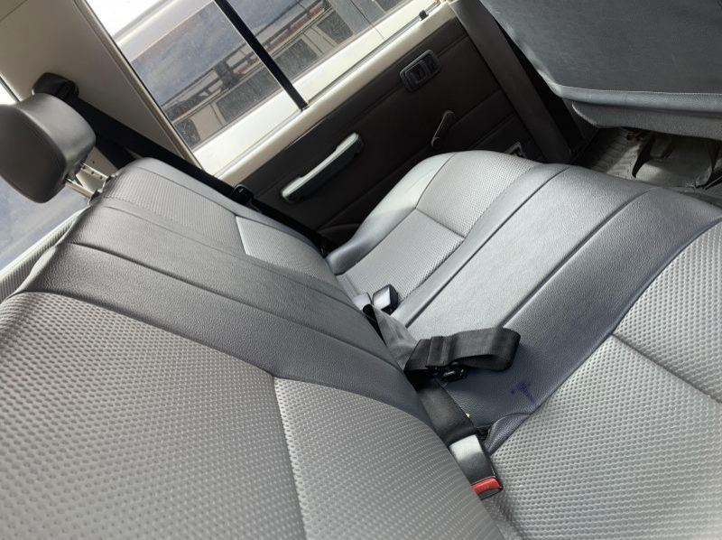 2017 Toyota land cruiser hard top pictures