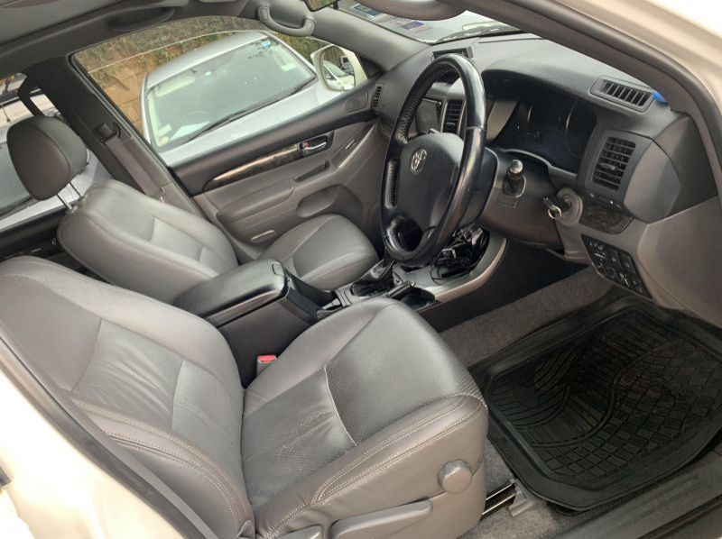 2007 Toyota land cruiser prado pictures