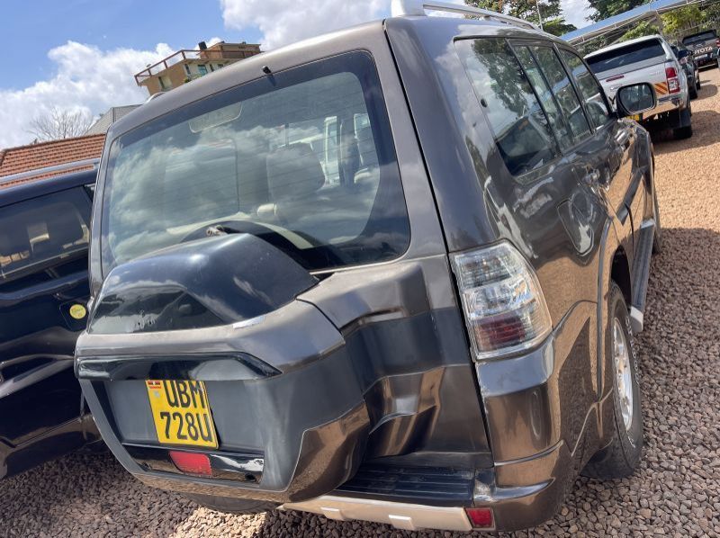 2008 Mitsubishi pajero pictures