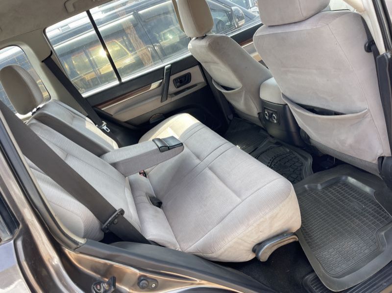 2008 Mitsubishi pajero pictures