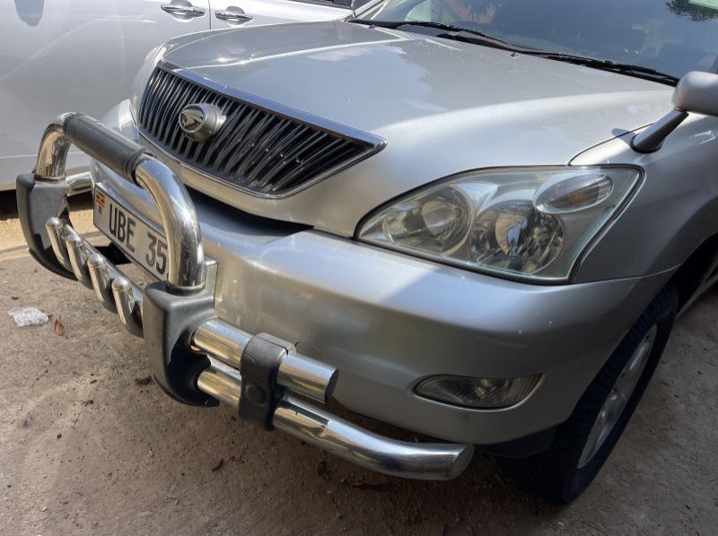 2006 Toyota harrier pictures