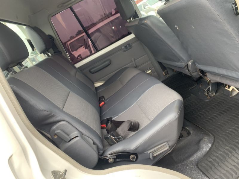 2017 Toyota land cruiser doublecabin pictures