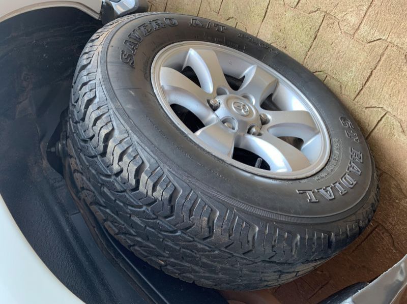 2003 Toyota prado  pictures