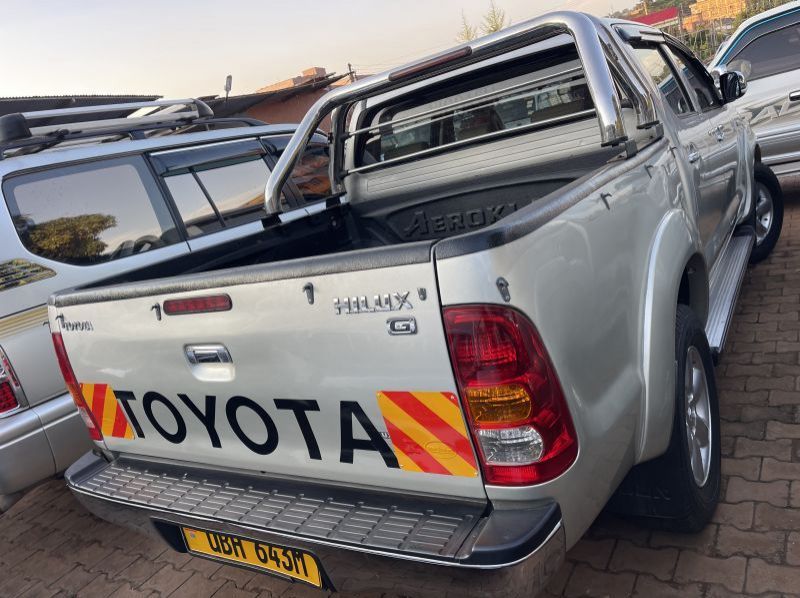 2010 Toyota hilux vigo  pictures