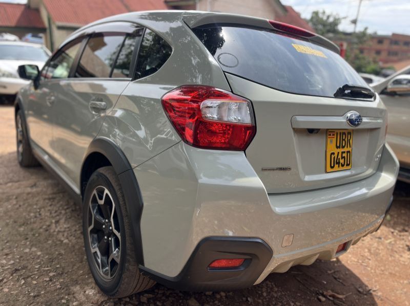 2015 Subaru impreza xv pictures
