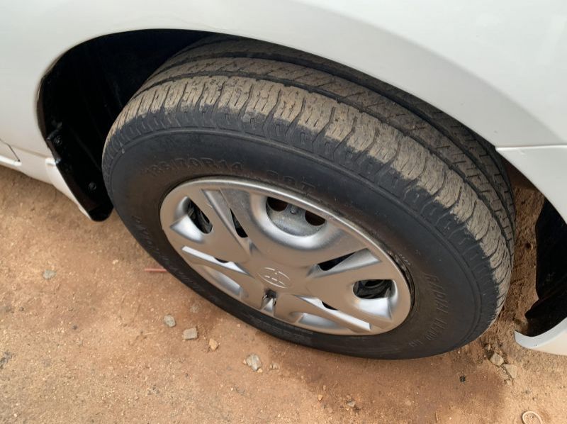 2005 Toyota allex pictures