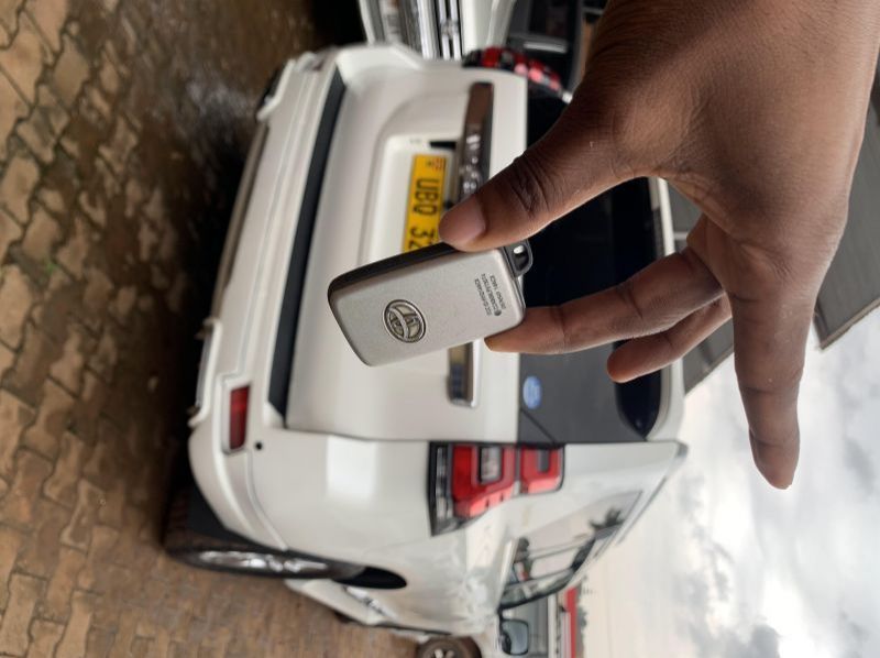 2012 Toyota prado pictures