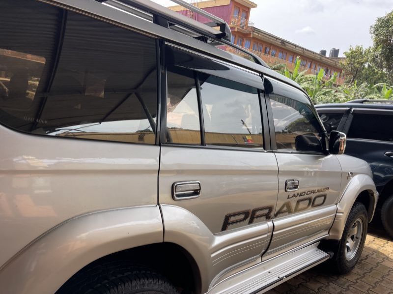 1998 Toyota prado pictures