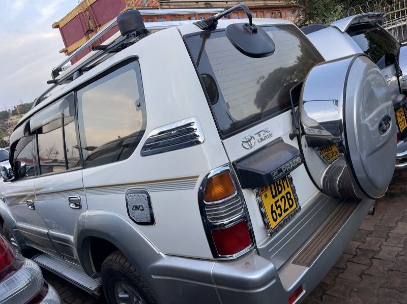 1998 Toyota prado pictures