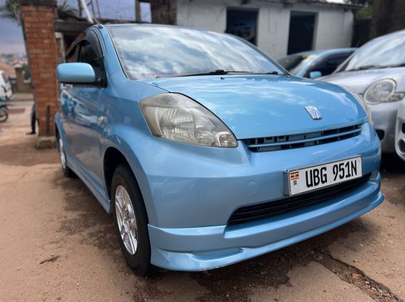 Used Toyota PASSO  for sale in Kampala, Uganda