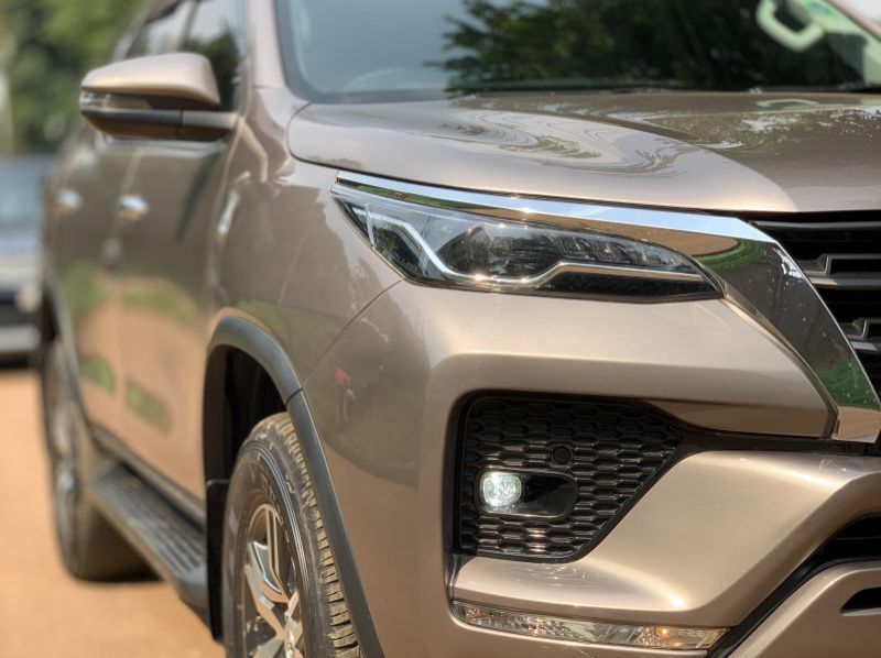 2021 Toyota fortuner pictures