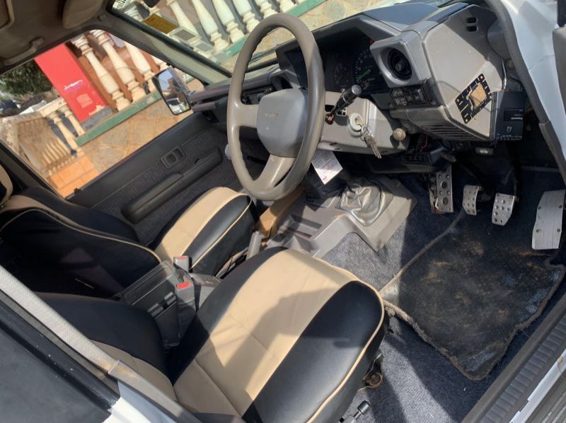 1995 Toyota land cruiser  pictures