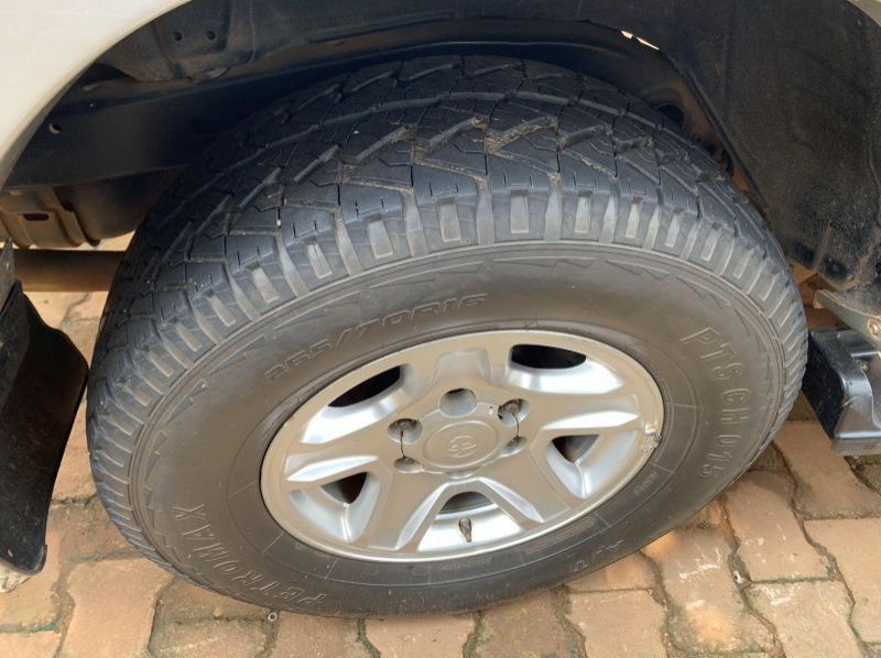 2000 Toyota Prado pictures