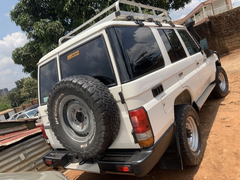 2016 Toyota land cruiser hardtop pictures