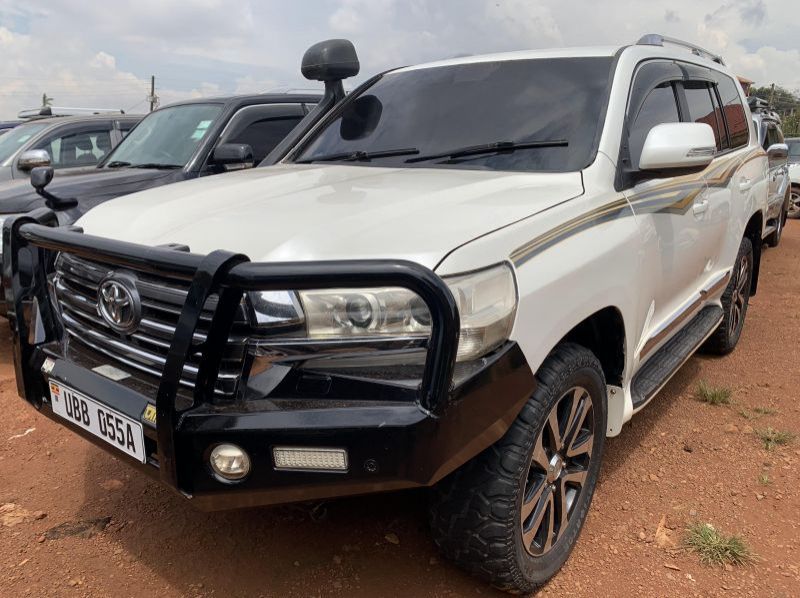 2008 Toyota land cruiser v8 pictures