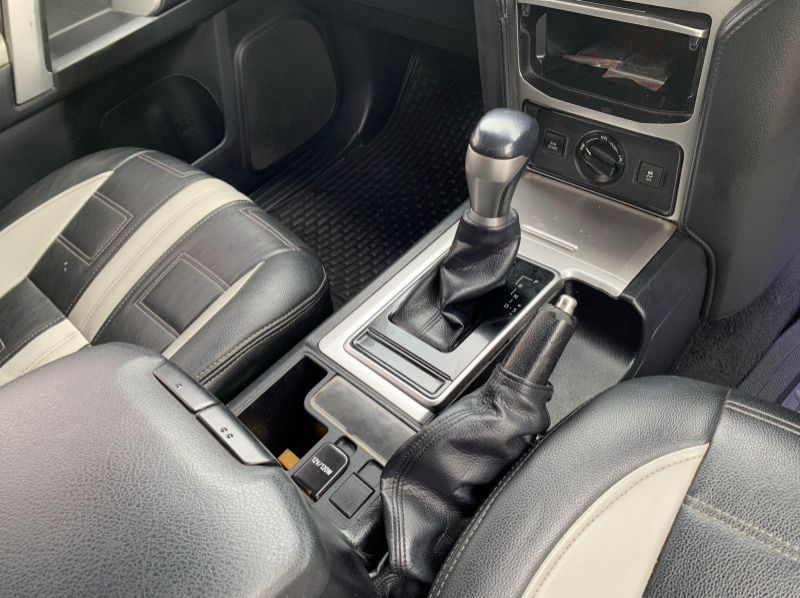 2014 Toyota prado tx pictures