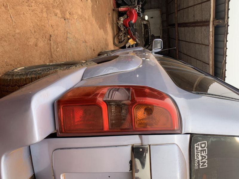 2009 Nissan patrol pictures