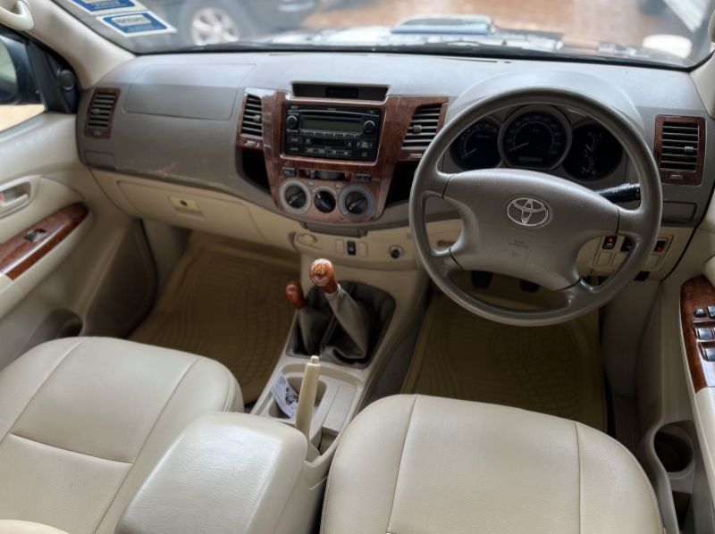 2008 Toyota hilux double cabin pictures