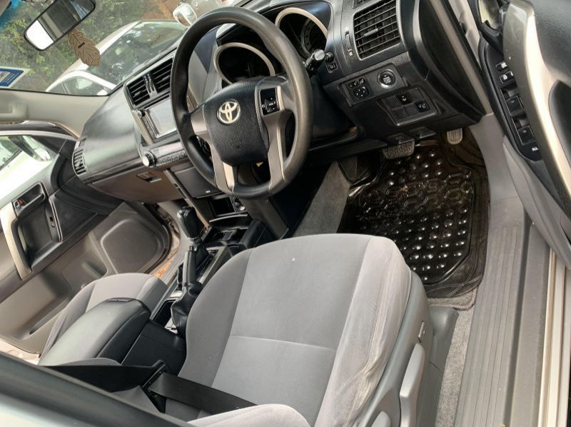 2014 Toyota prado tx pictures