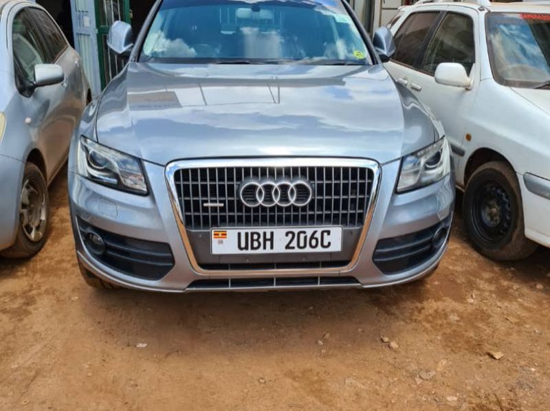 audi q7 car price in uganda