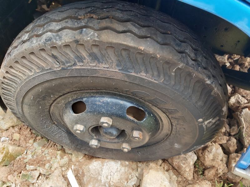 1988 Isuzu ELF pictures