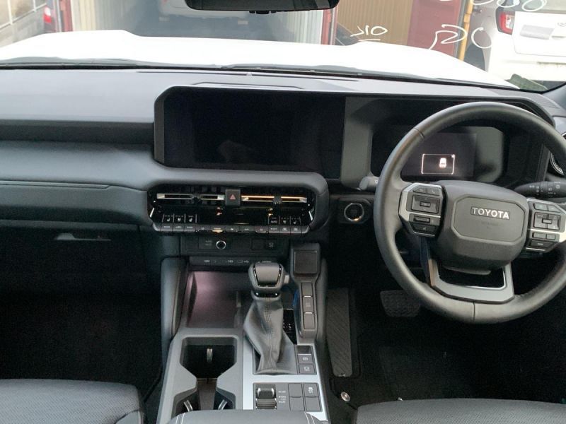 2024 Toyota Land cruiser photo