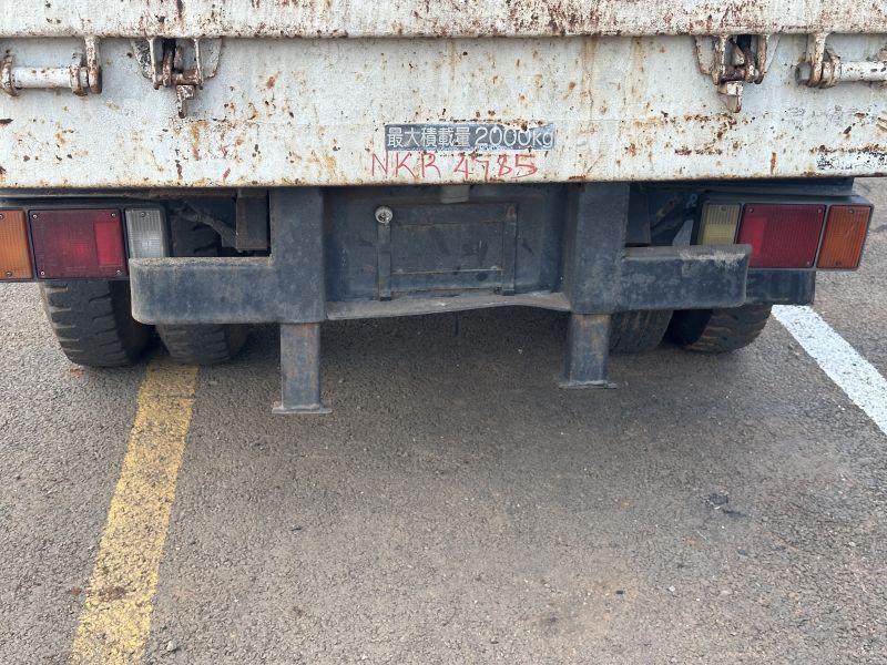 1991 Isuzu ELF photo