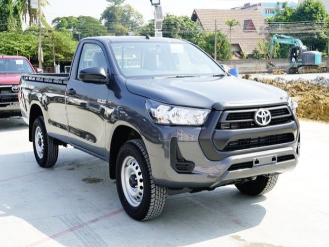 2025 Toyota Hilux INGLE CAB 2.8 4WD MT Dark Gray photo