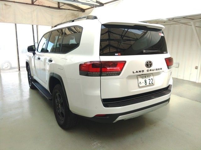 2023 Toyota  LAND CRUISER [SUV] photo