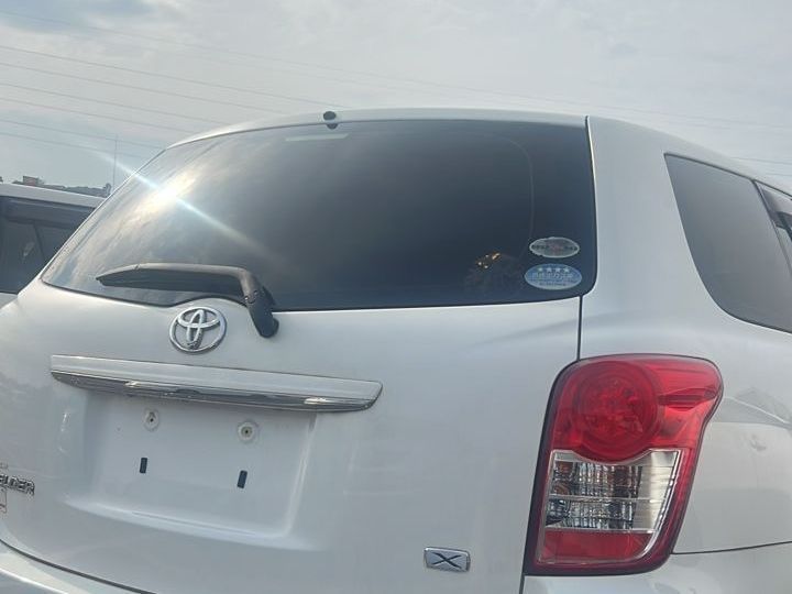 2015 Toyota Fielder photo