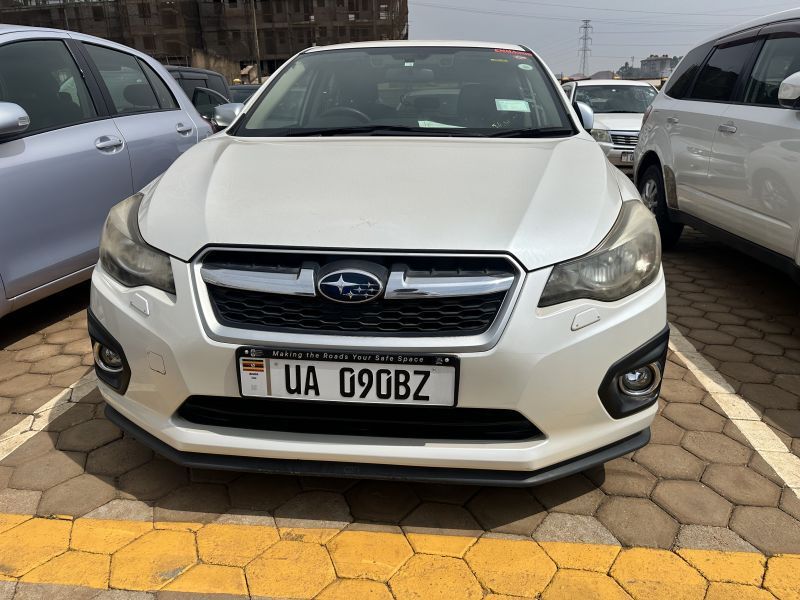 2014 Subaru IMPREZA photo