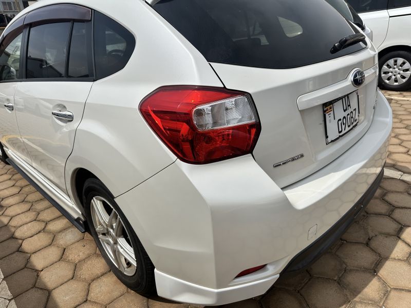 2014 Subaru IMPREZA photo