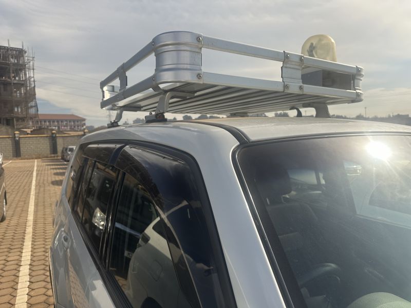 2011 Mitsubishi PAJERO photo