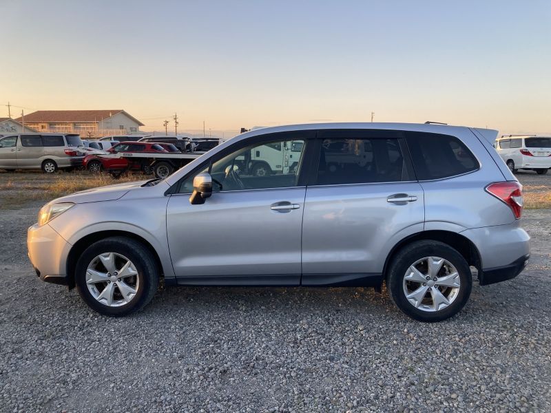 2013 Subaru FORESTER photo