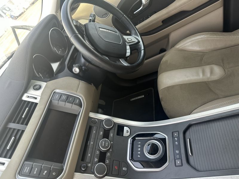 2013 Land Rover Range Rover Evogue photo