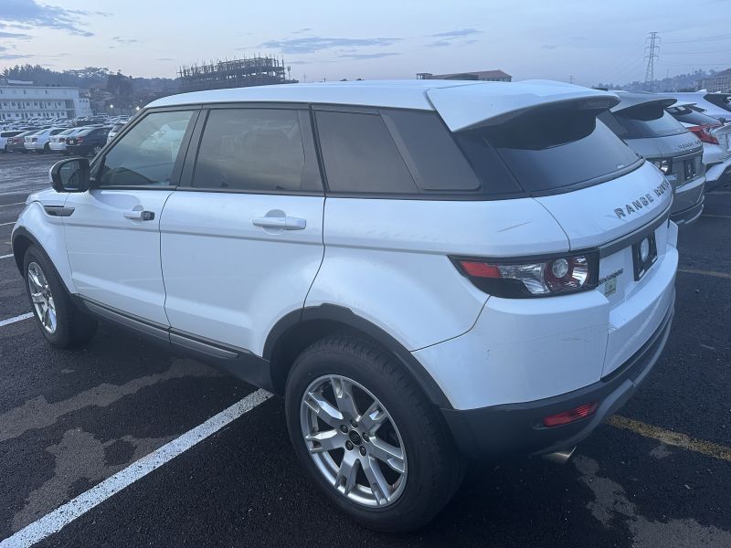 2013 Land Rover Range Rover Evogue photo