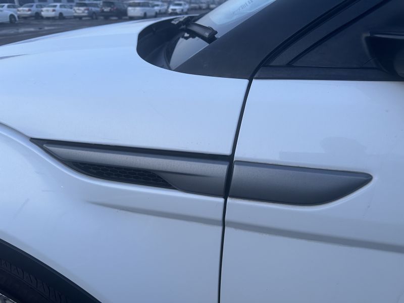 2013 Land Rover Range Rover Evogue photo