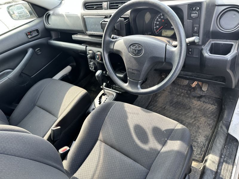 2017 Toyota SUCCEED photo