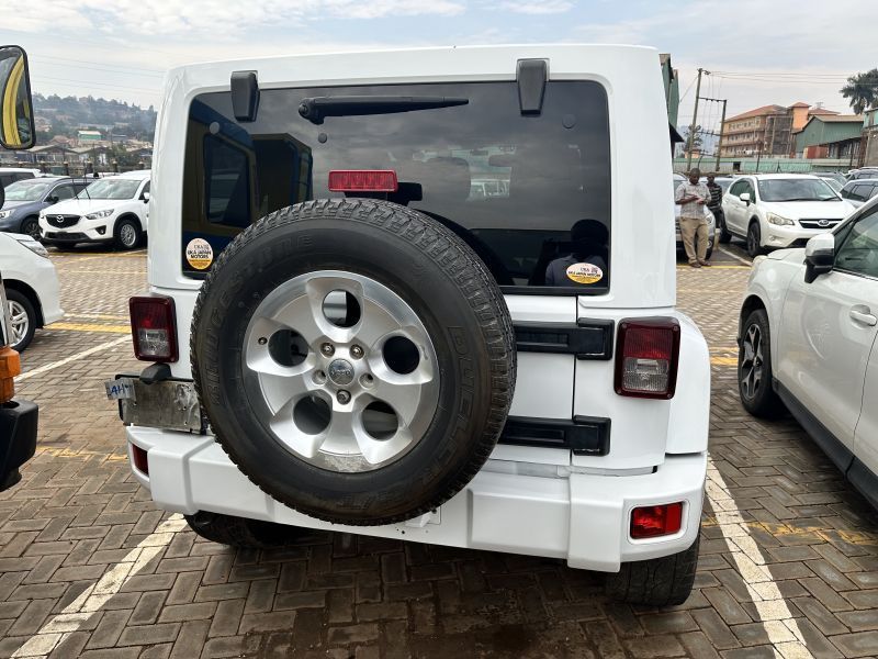 2013 Jeep WRANGLER photo