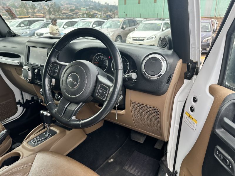 2013 Jeep WRANGLER photo
