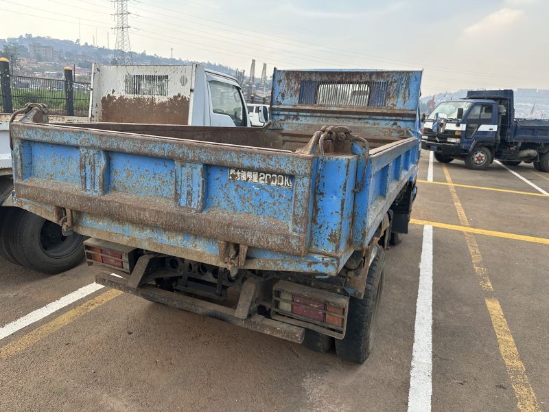 1991 Isuzu ELF photo