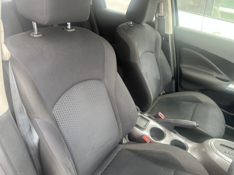 2011 Nissan JUKE pictures