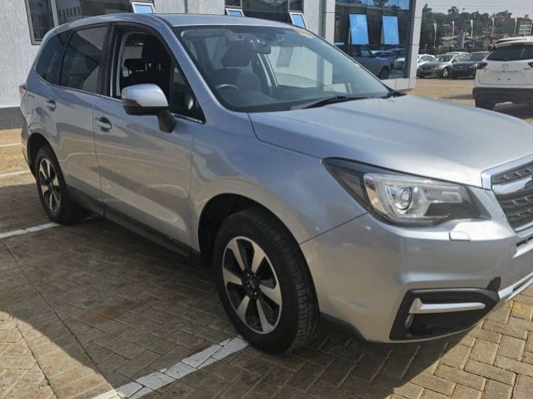 2017 Subaru Forester pictures
