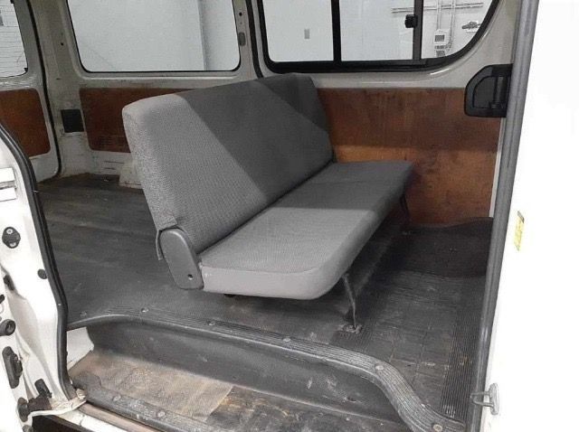 2013 Toyota HIACE VAN pictures