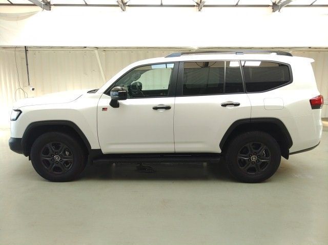 2023 Toyota  LAND CRUISER [SUV] pictures