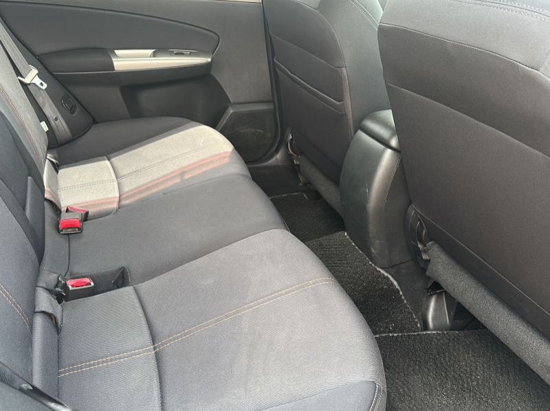 2011 Subaru 2011 pictures