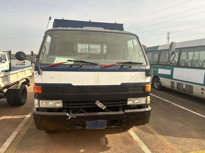 1992 Isuzu Forward pictures