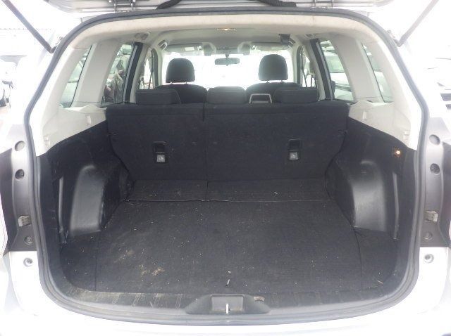 2017 Subaru Forester pictures